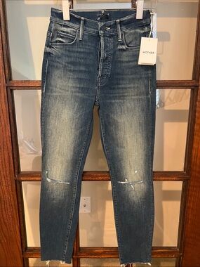 MOTHER Skinny Jeans in Faded Blue with Knee Distressing